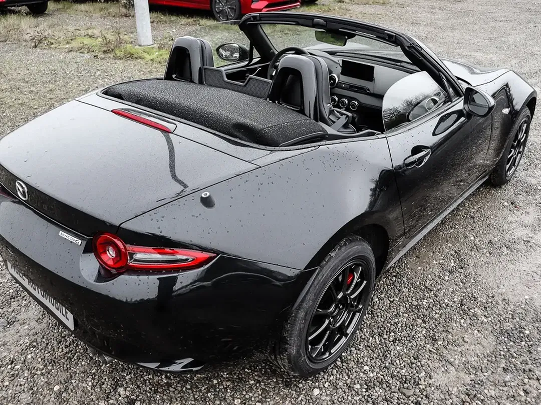 Mazda MX-5 - Thumbnail 12