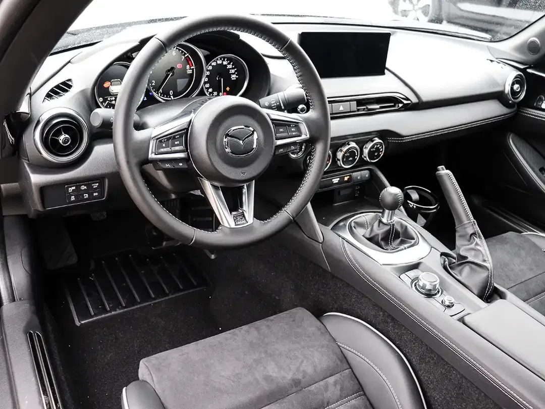 Mazda MX-5 - Thumbnail 5
