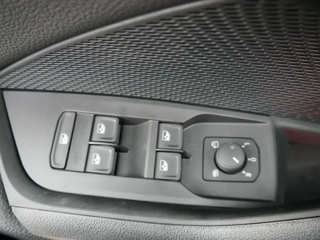 Skoda Octavia - Thumbnail 15