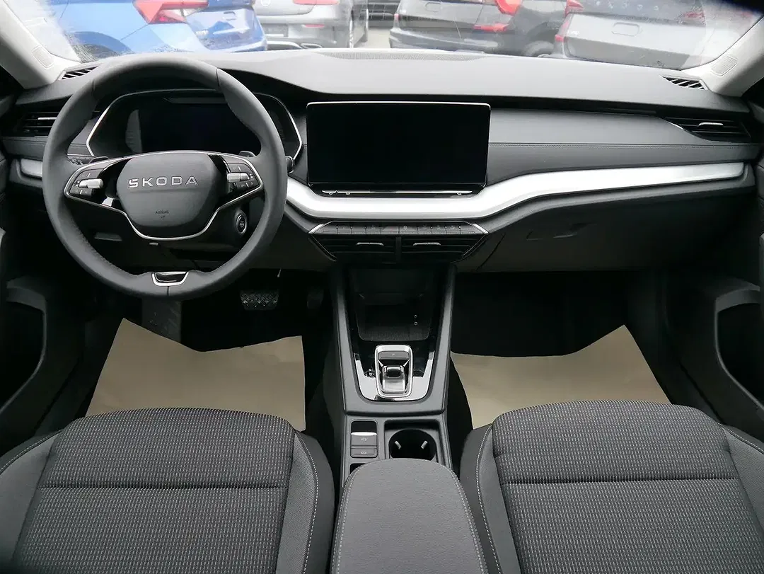 Skoda Octavia - Thumbnail 3