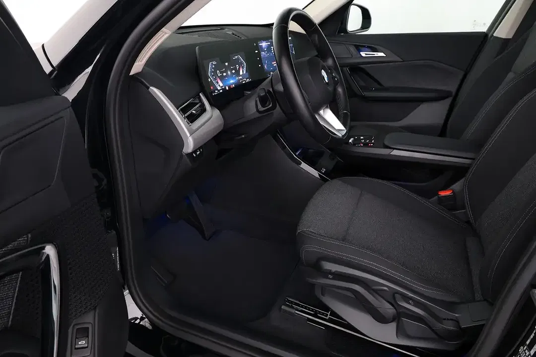 BMW X1 - Thumbnail 11