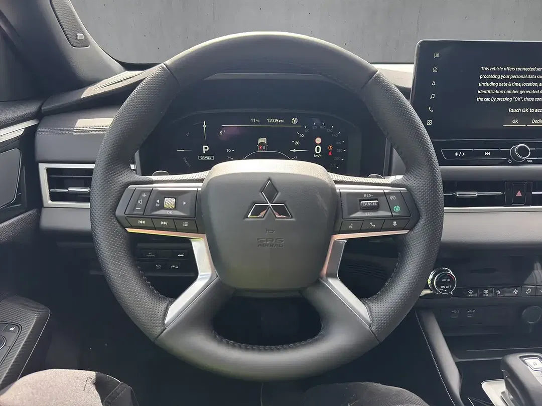 Mitsubishi Outlander - Thumbnail 11