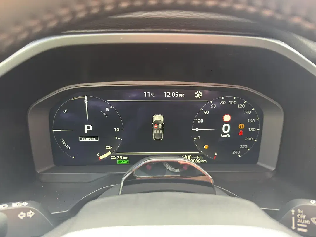 Mitsubishi Outlander - Thumbnail 12