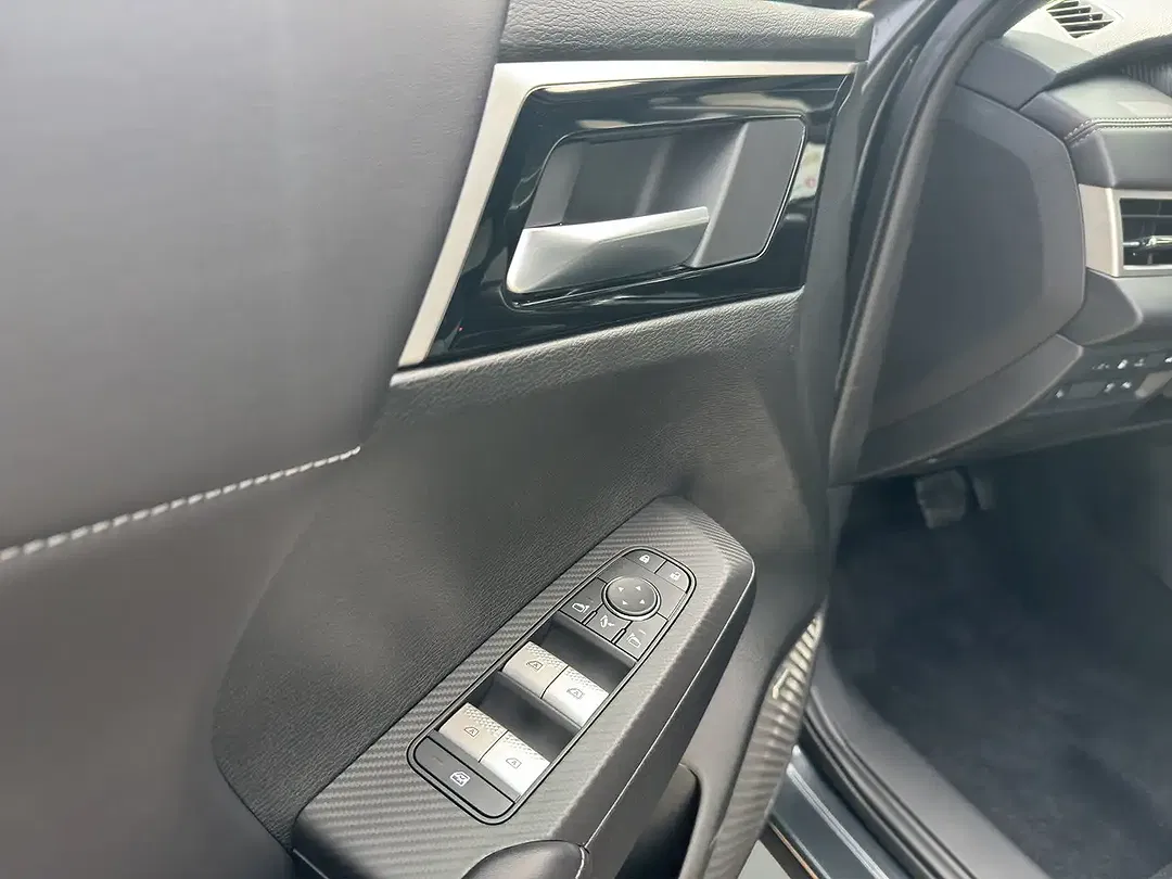 Mitsubishi Outlander - Thumbnail 15