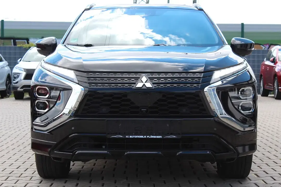 Mitsubishi Eclipse Cross - Thumbnail 3