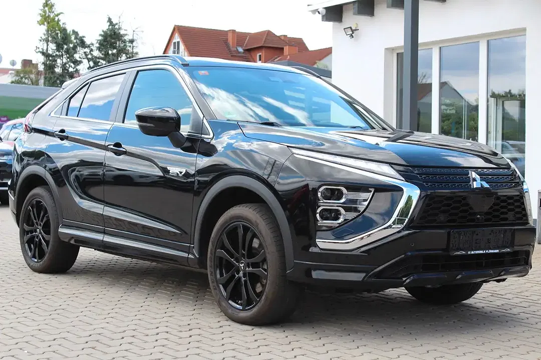 Mitsubishi Eclipse Cross - Thumbnail 4