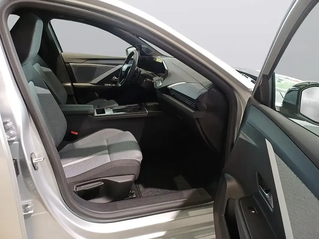 Opel Astra - Thumbnail 10