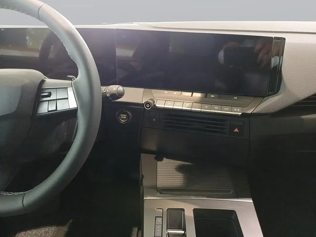 Opel Astra - Thumbnail 11
