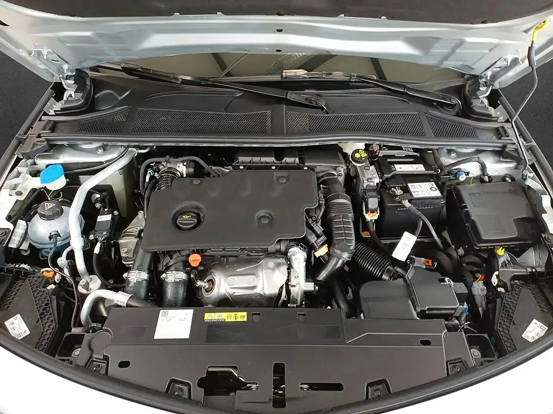 Opel Astra - Thumbnail 5