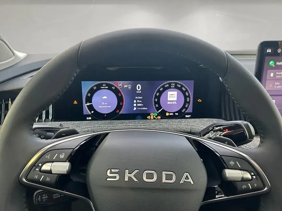 Skoda Superb - Thumbnail 12