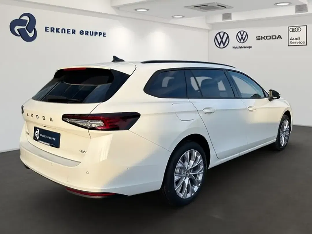 Skoda Superb - Thumbnail 4
