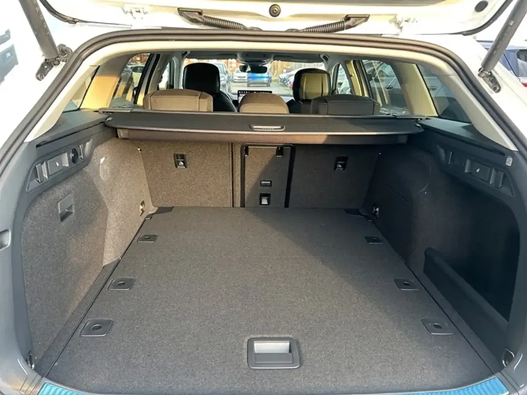 Skoda Superb - Thumbnail 8