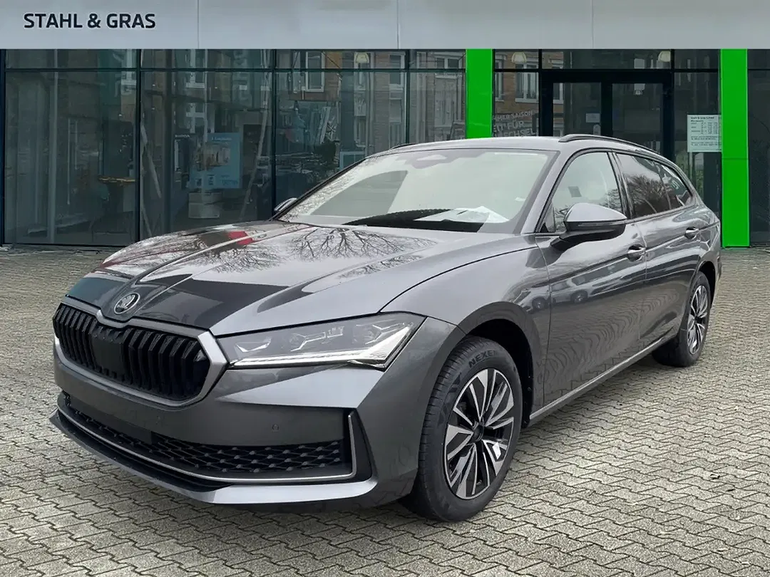 Skoda Superb - Thumbnail 3