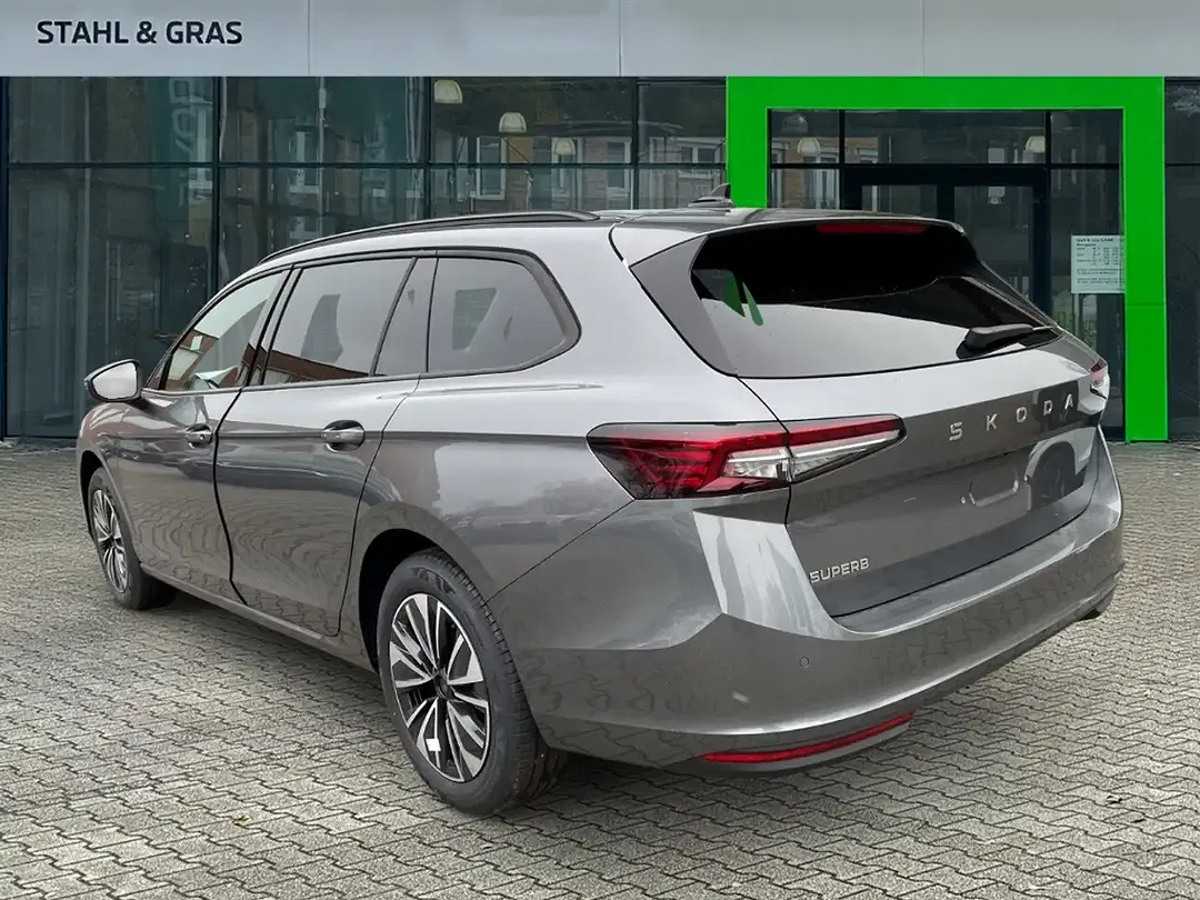 Skoda Superb - Thumbnail 4