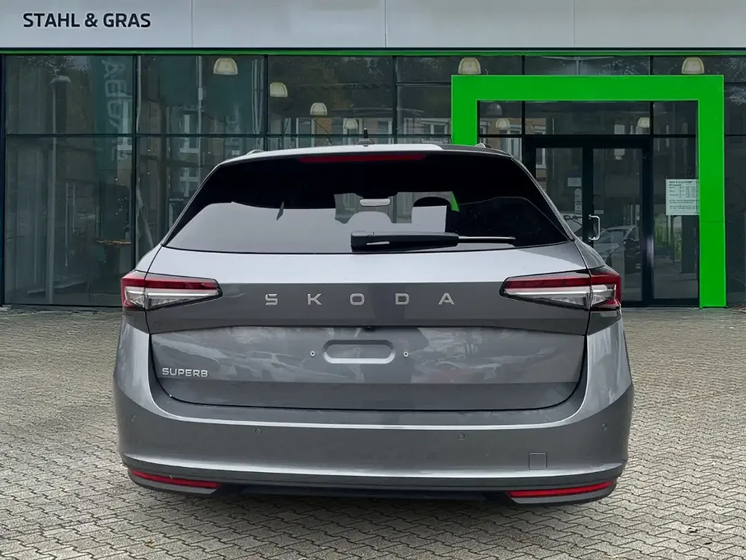 Skoda Superb - Thumbnail 5