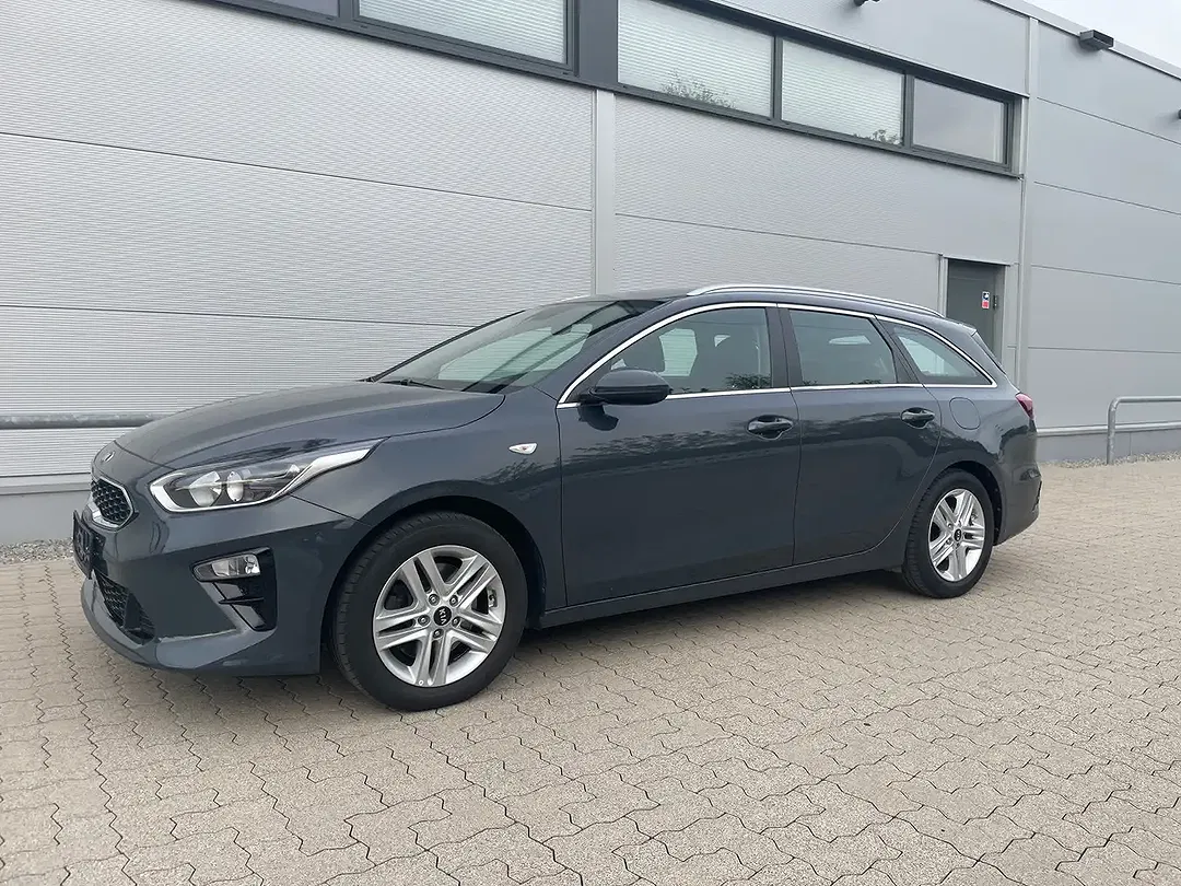Kia Ceed SW / cee'd SW 1.6 CRDi Vision
