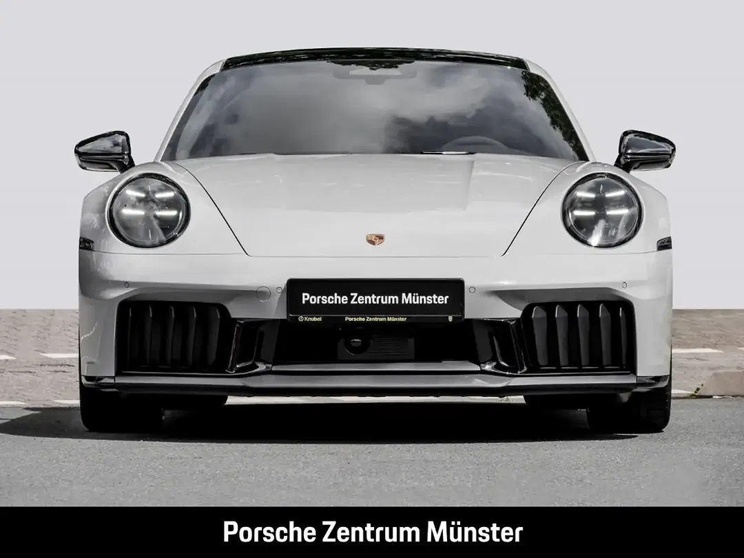 Porsche 992 - Thumbnail 4