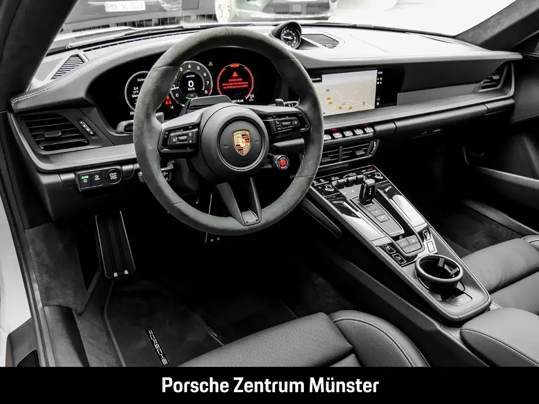 Porsche 992 - Thumbnail 7