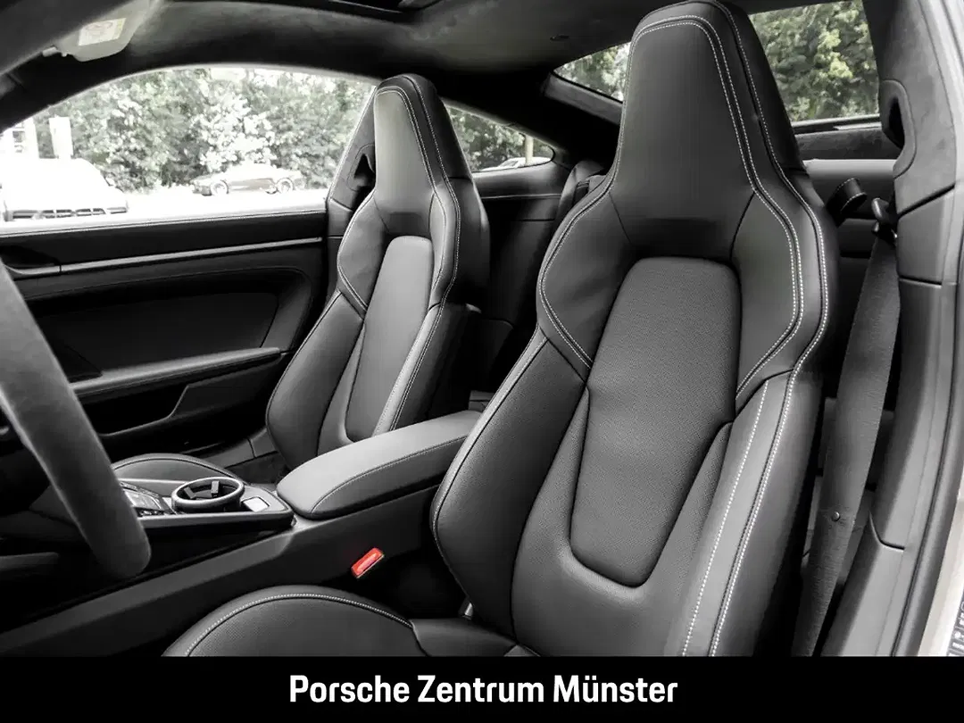 Porsche 992 - Thumbnail 8