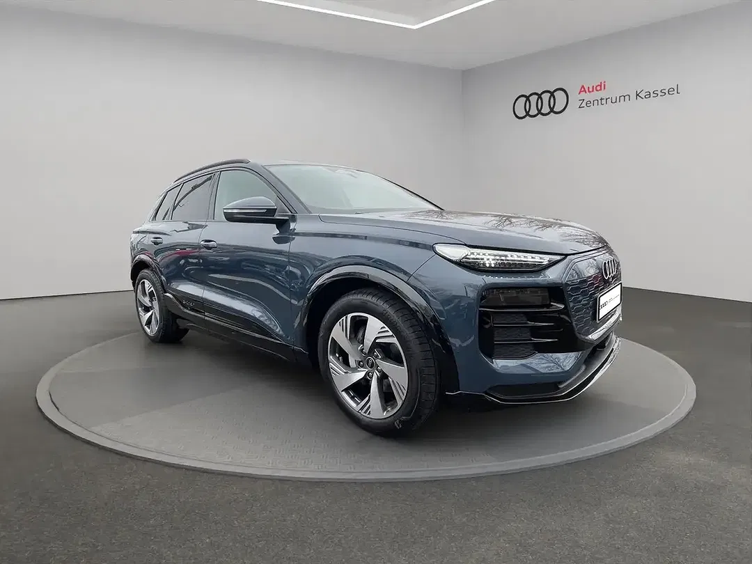 Audi Q6 e-tron - Thumbnail 8