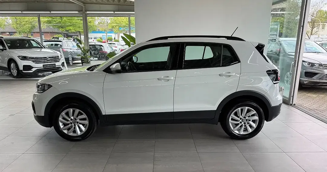 Volkswagen T-Cross - Thumbnail 2