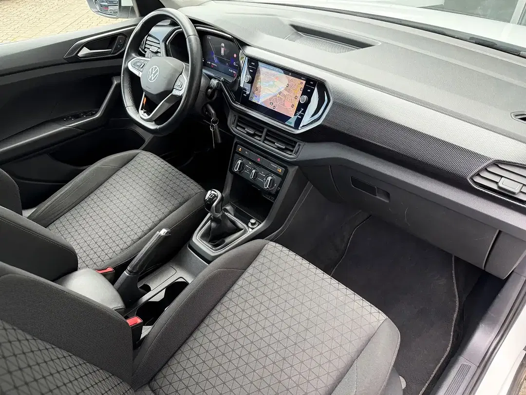 Volkswagen T-Cross - Thumbnail 4