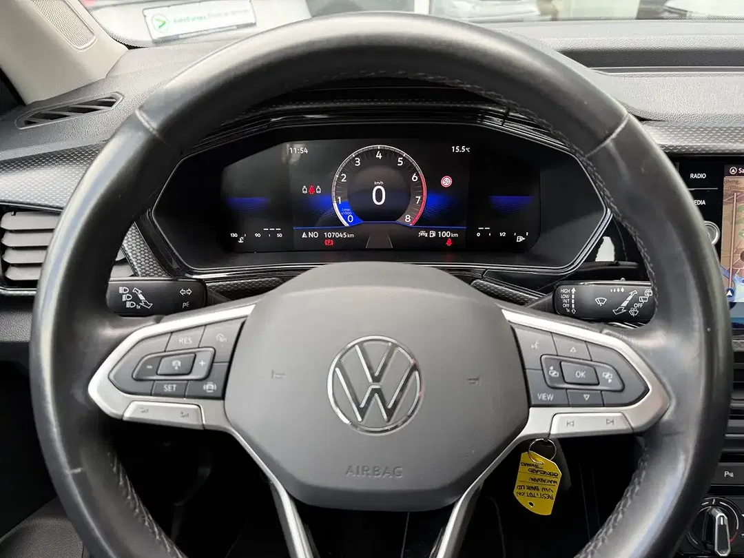 Volkswagen T-Cross - Thumbnail 6