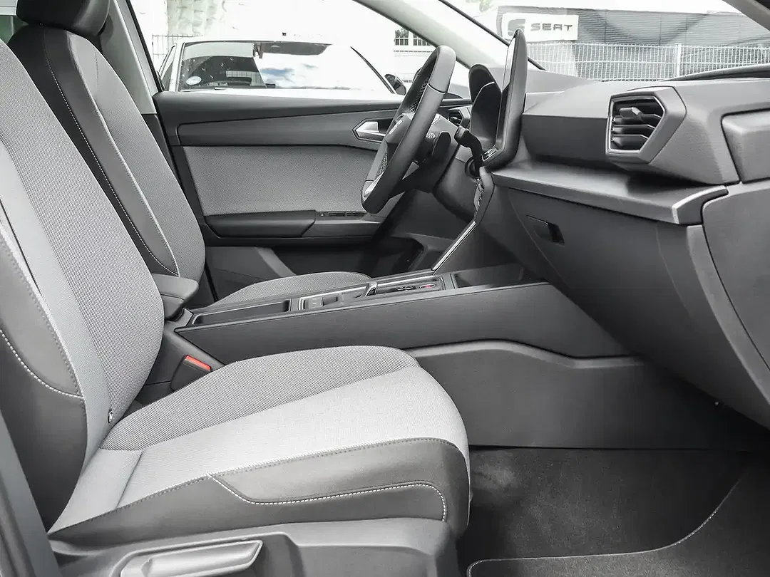 SEAT Leon - Thumbnail 10