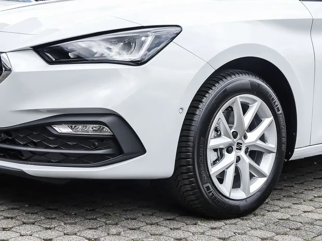 SEAT Leon - Thumbnail 6