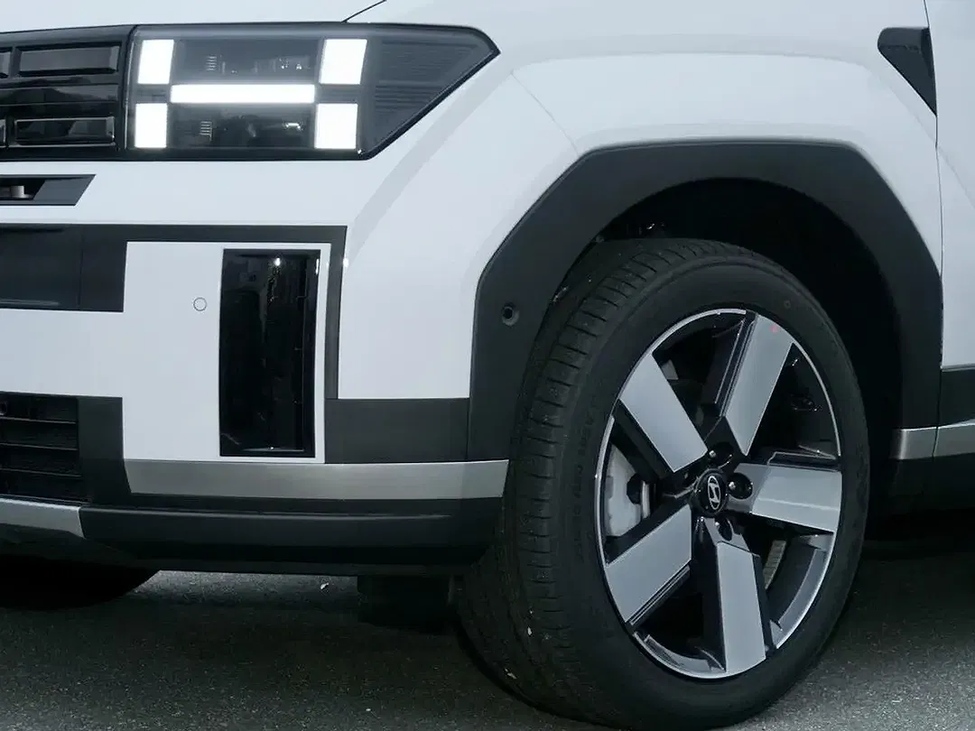 Hyundai SANTA FE - Thumbnail 10
