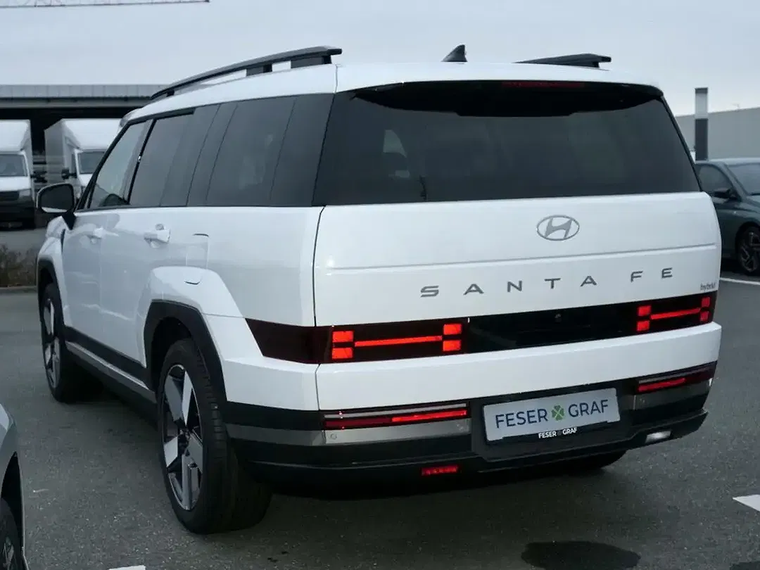 Hyundai SANTA FE - Thumbnail 2