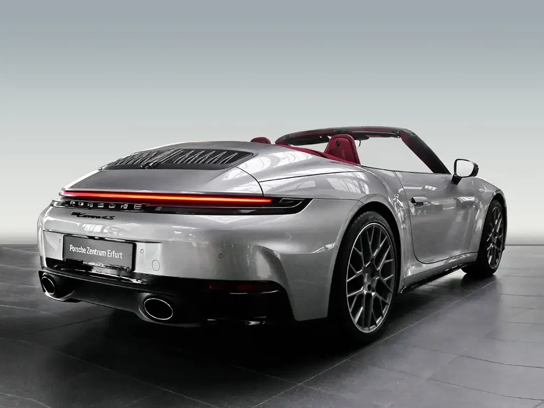 Porsche 911 - Thumbnail 6