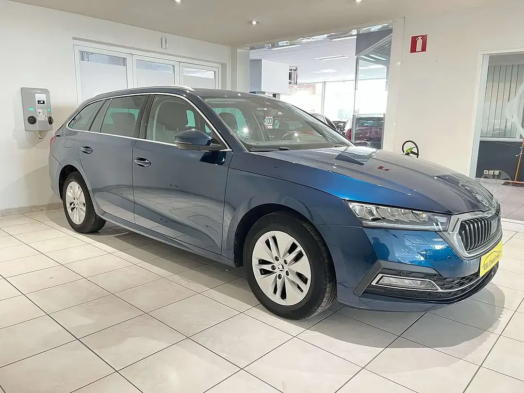 Skoda Octavia - Thumbnail 4