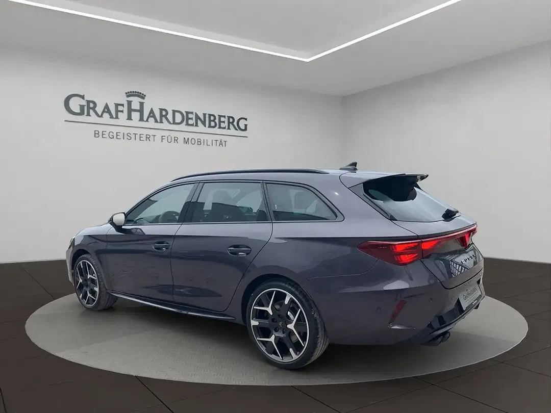 CUPRA Leon - Thumbnail 4