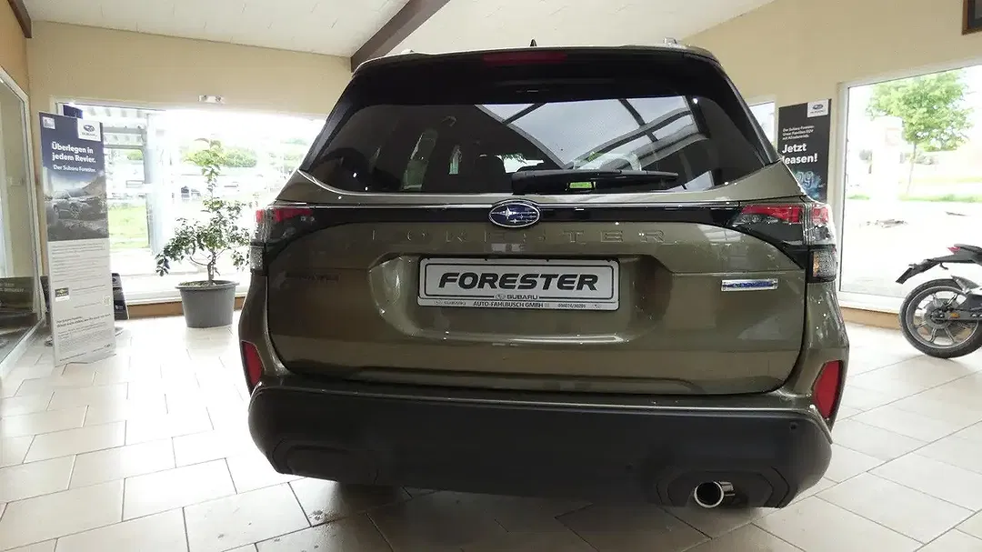 Subaru Forester - Thumbnail 4