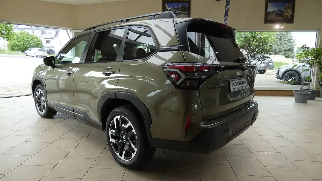 Subaru Forester - Thumbnail 5