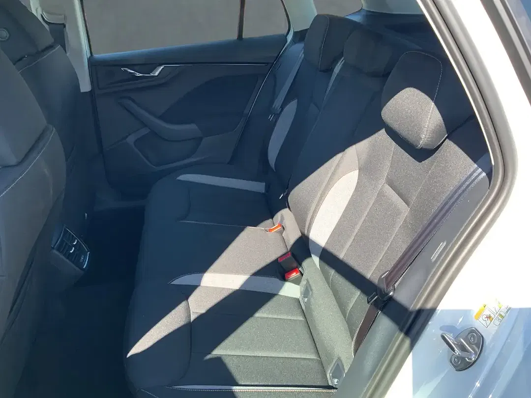 Skoda Kamiq - Thumbnail 8