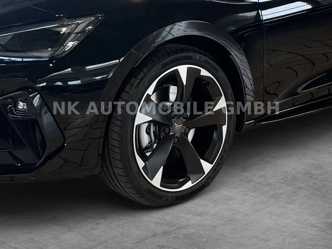CUPRA Leon - Thumbnail 6