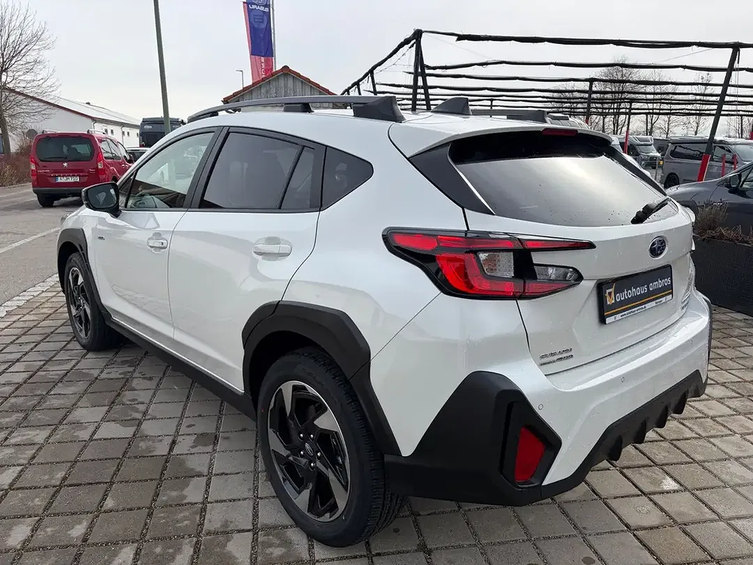 Subaru Crosstrek - Thumbnail 6