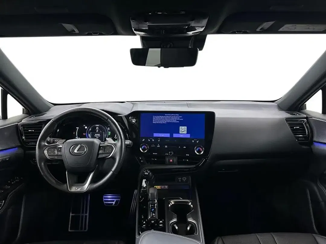 Lexus NX 450h+ - Thumbnail 9