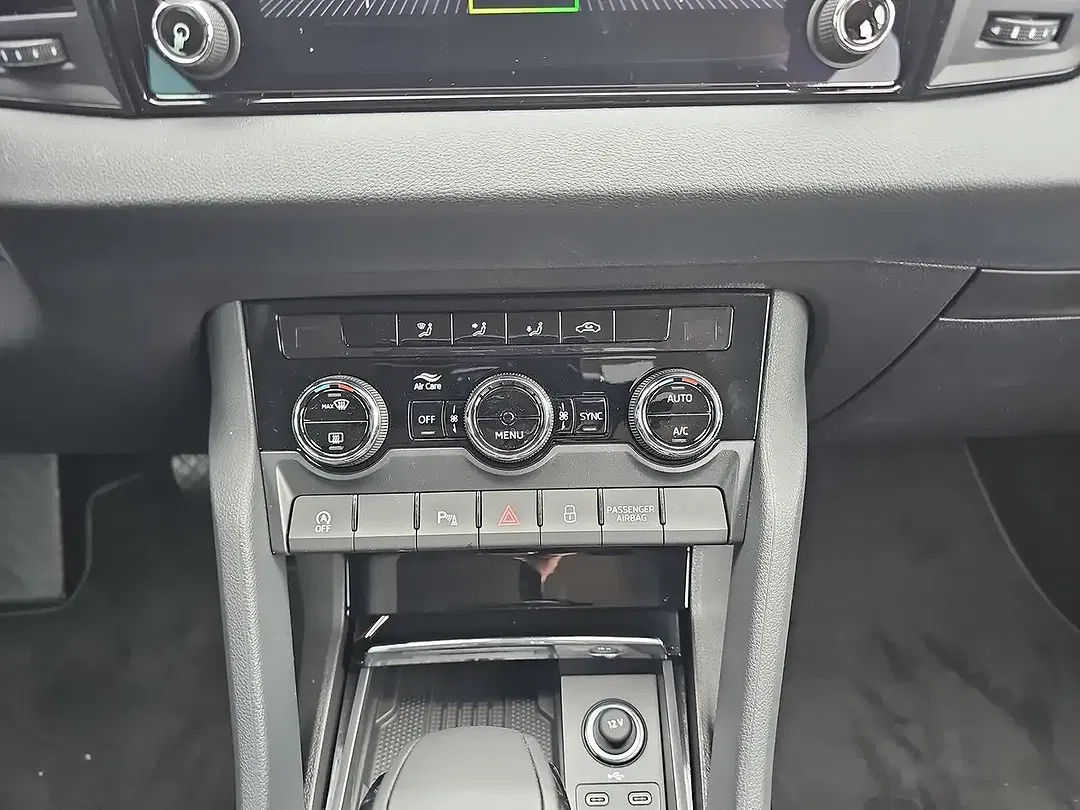 Skoda Karoq - Thumbnail 13