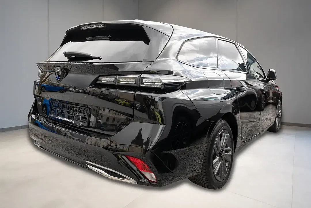 Peugeot 308 - Thumbnail 3