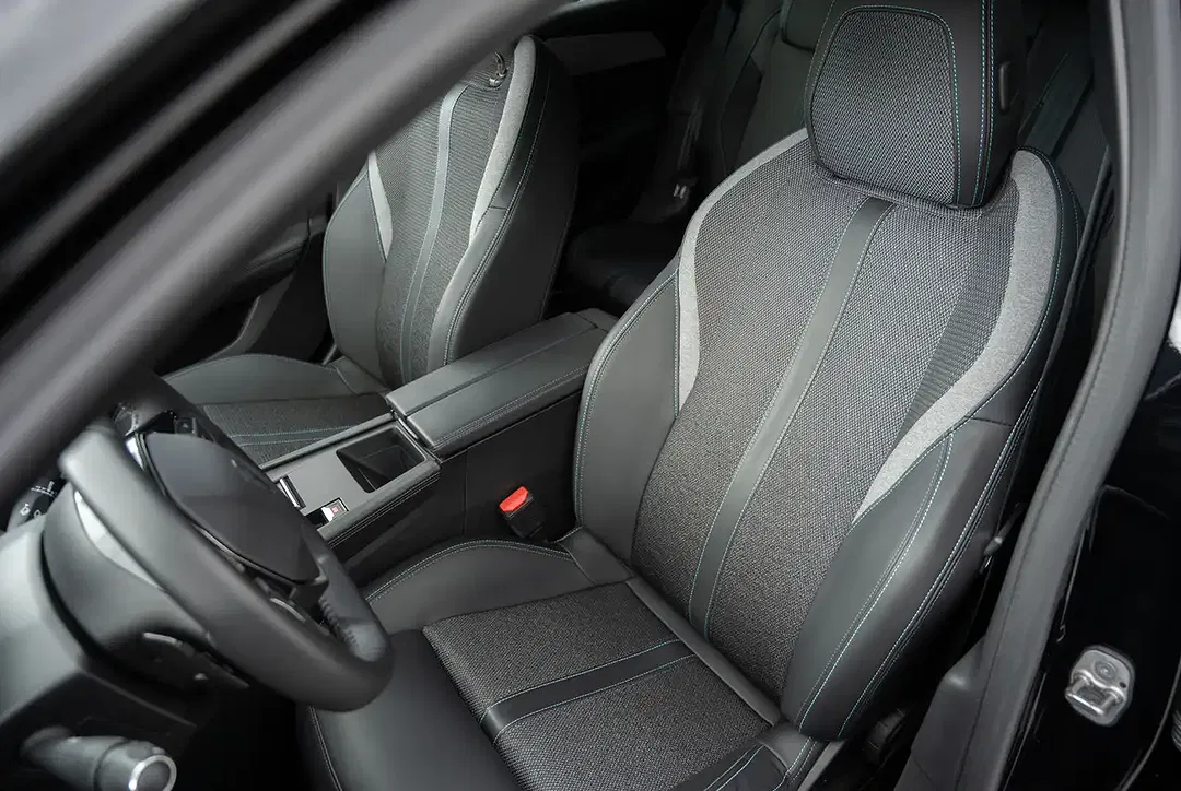 Peugeot 308 - Thumbnail 7