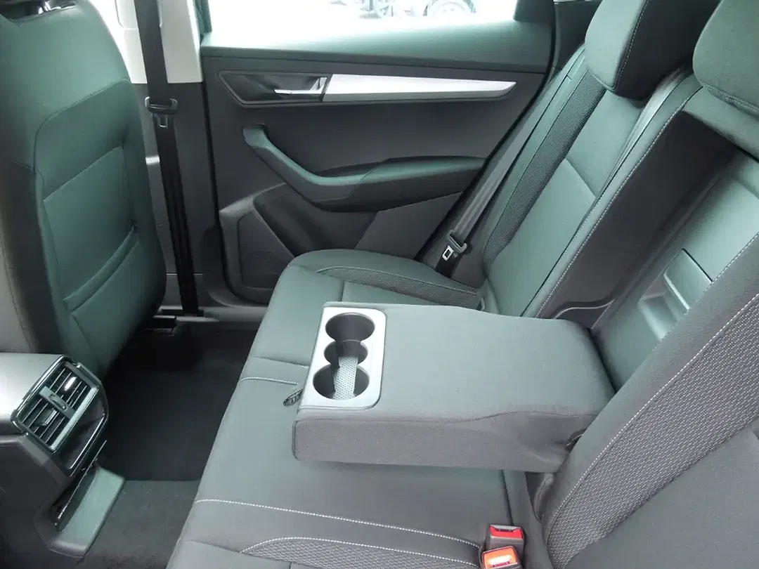 Skoda Karoq - Thumbnail 11