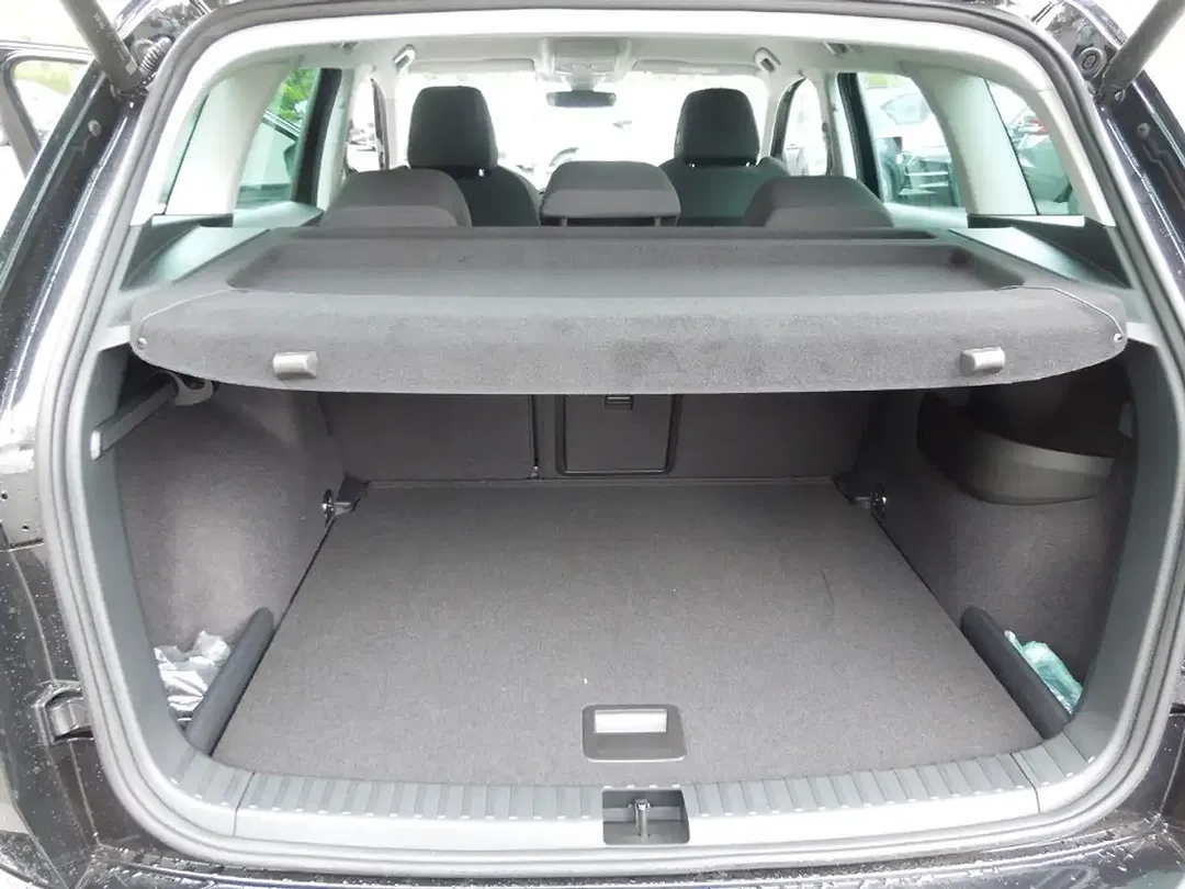 Skoda Karoq - Thumbnail 13