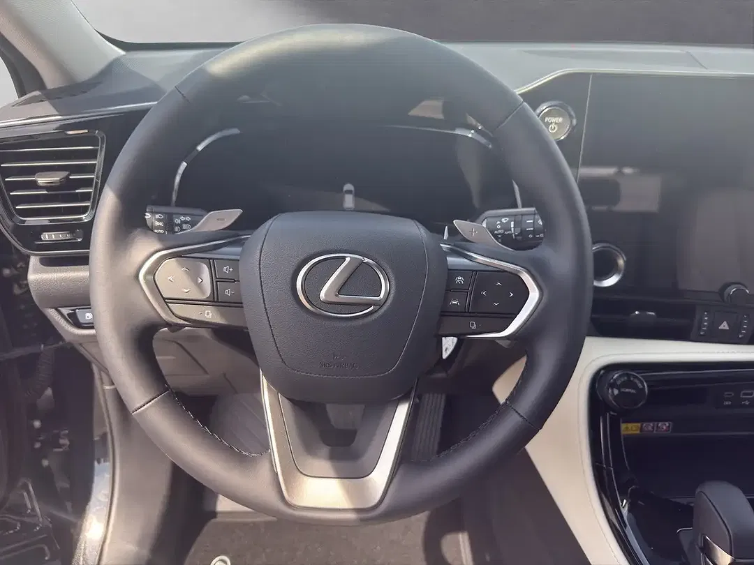 Lexus NX 350h - Thumbnail 10