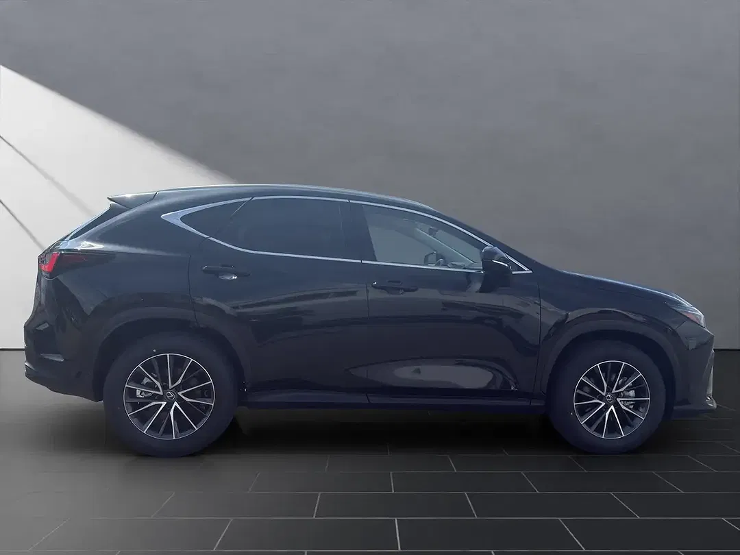 Lexus NX 350h - Thumbnail 6