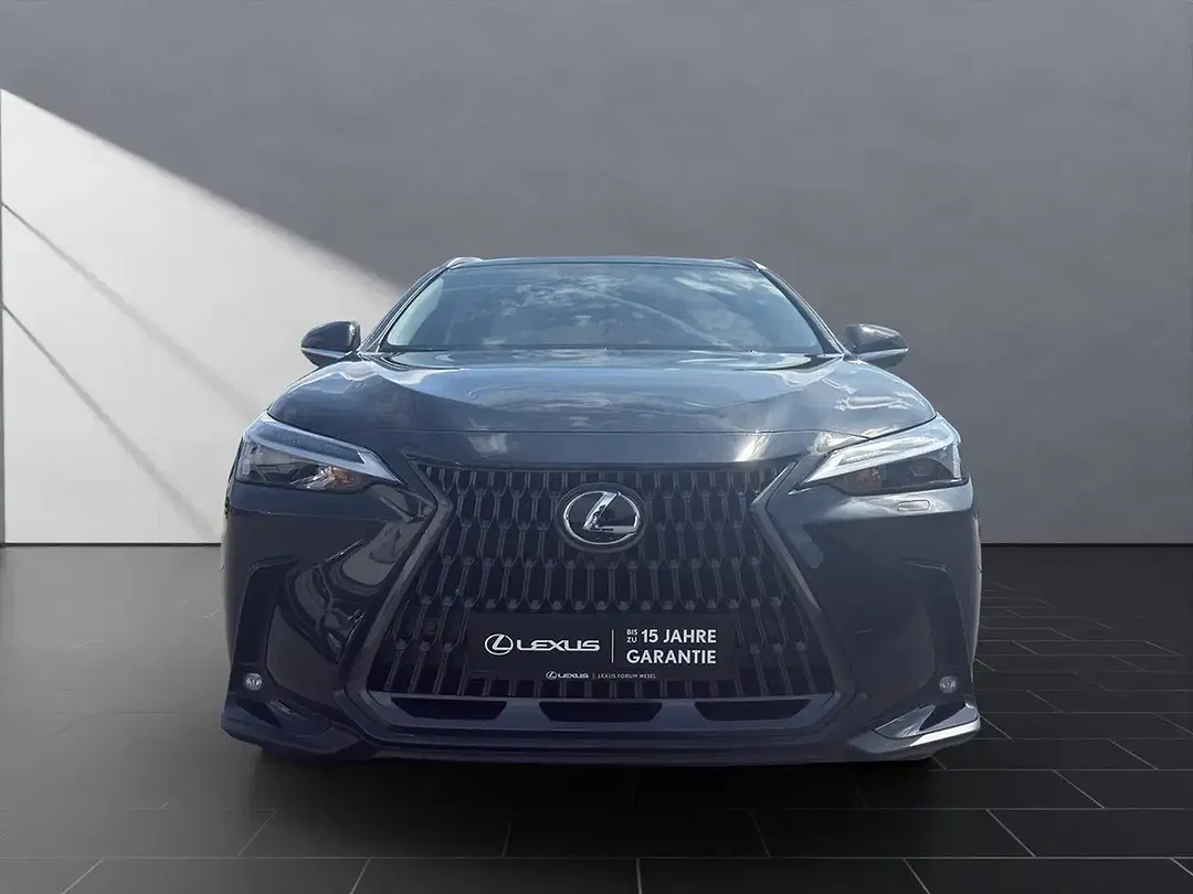Lexus NX 350h - Thumbnail 8