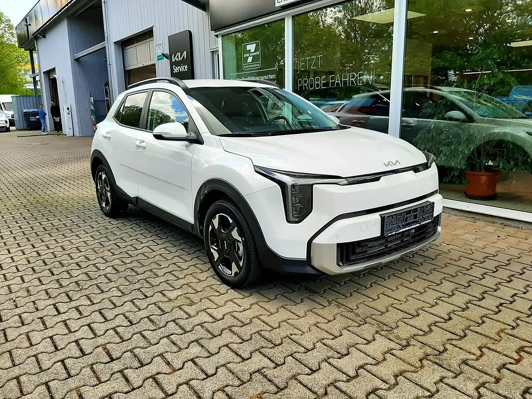 Kia Stonic - Thumbnail 4