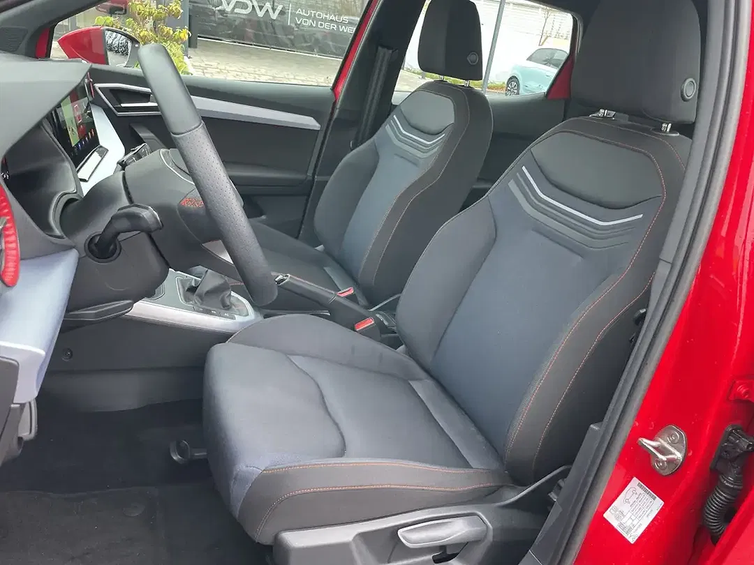 SEAT Arona - Thumbnail 11